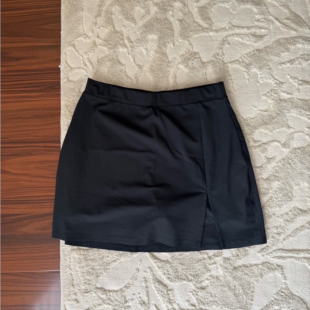 Abercrombie & Fitch Black Mini Pencil Skorts